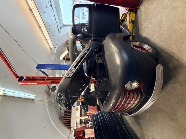 Advanced Transmission Centre can help with your vehicle differential issues.