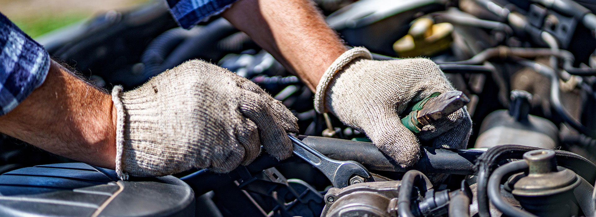 Advanced Automatic Transmission Centre in West Kelowna offers many mechanical services for your car, truck and SUV.
