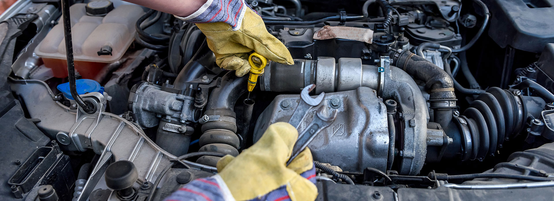 Advanced Automatic Transmission Centre in West Kelowna offers many overhaul services for your car, truck and SUV.